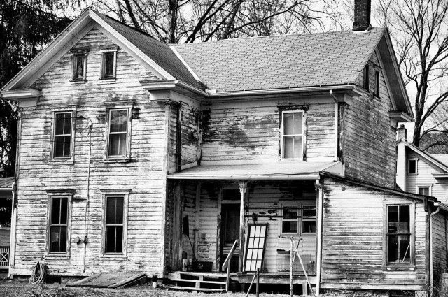 Abandoned house | Quotes and descriptions to inspire creative writing