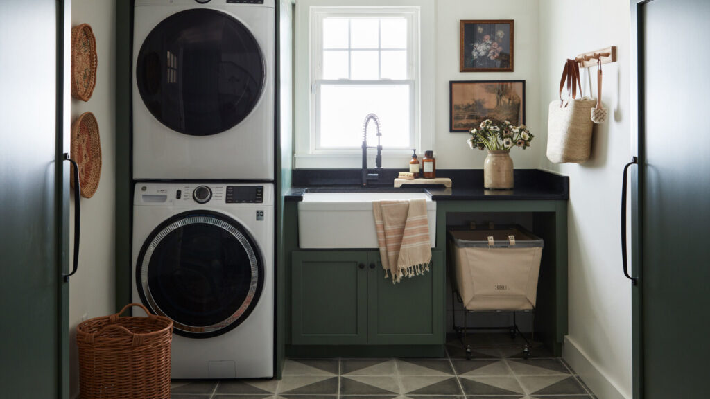 Bathroom Laundry Room Combos: The Perfect Solution for Small Spaces